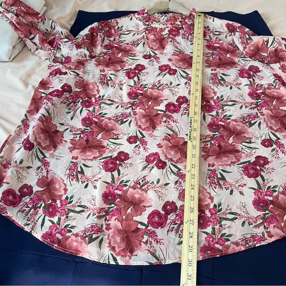 Torrid Sheer Chiffon Pink Floral Long Sleeve Blouse Size 3X - Picture 11 of 11